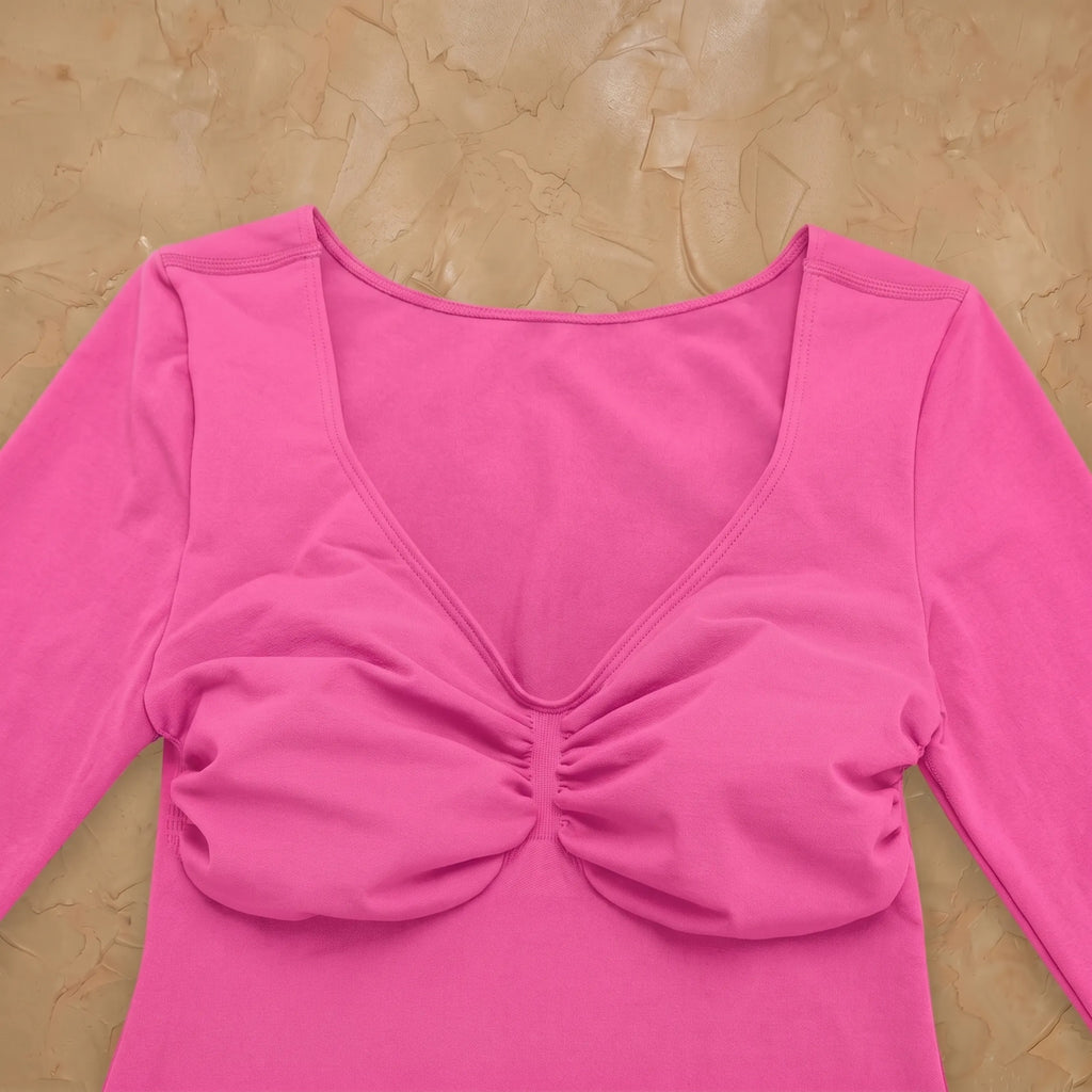 Vellure Paris Signature L'Amour — Sophisticated long-sleeve sculpting bodysuit featuring an elegant diamond neckline and a seamless thong silhouette for all-day comfort.