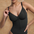 Vellure Paris Signature Le Classique — Seamless sculpting thong bodysuit featuring an elegant sweetheart neckline, adjustable straps, and a front zipper closure for a polished silhouette.