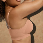 Vellure Paris Soutien Iconique — Premium seamless wire-free bra featuring a ruched front design and adjustable straps for all-day comfort and natural lift.