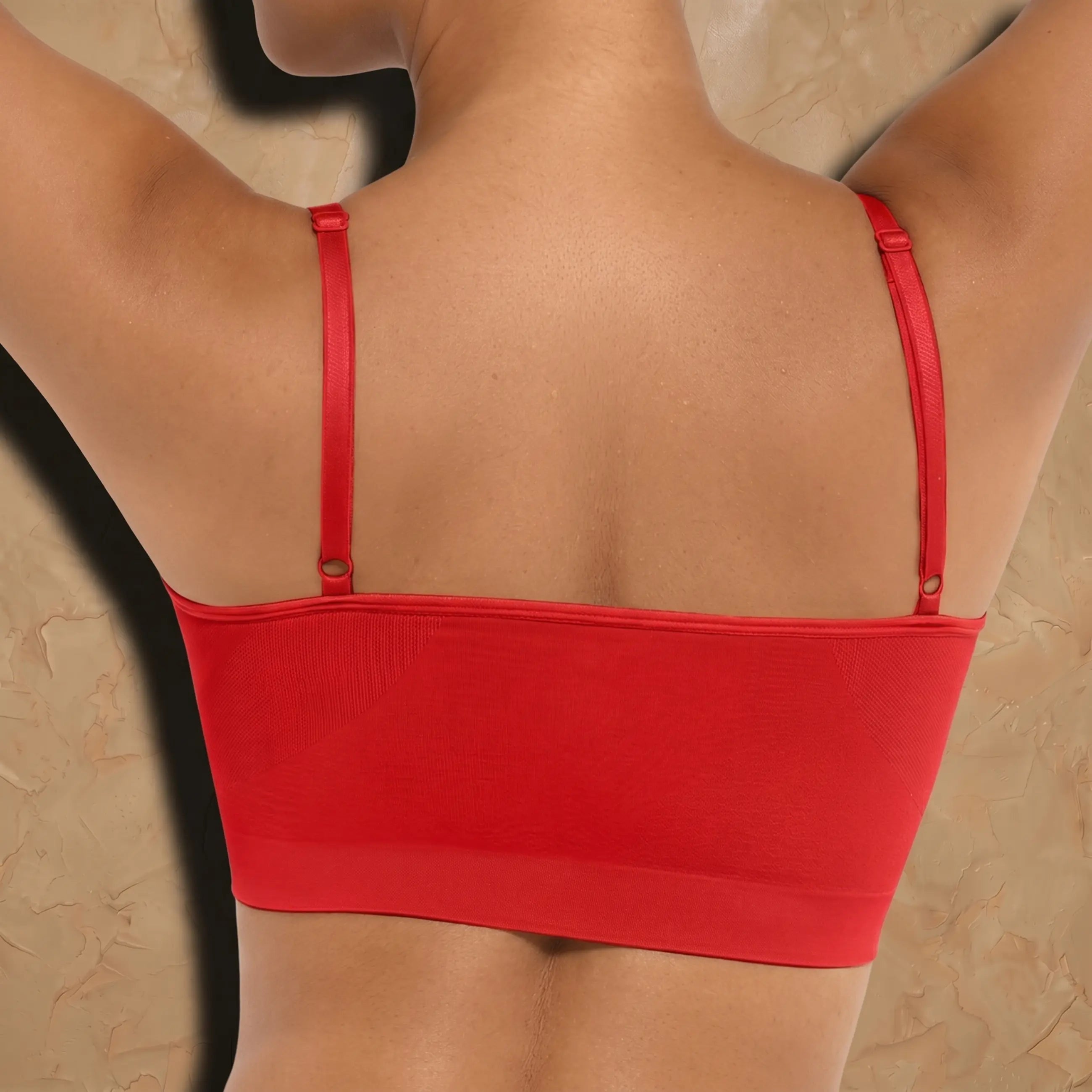 Vellure Paris Soutien Iconique — Premium seamless wire-free bra featuring a ruched front design and adjustable straps for all-day comfort and natural lift.