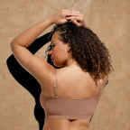 Vellure Paris Soutien Iconique — Premium seamless wire-free bra featuring a ruched front design and adjustable straps for all-day comfort and natural lift.
